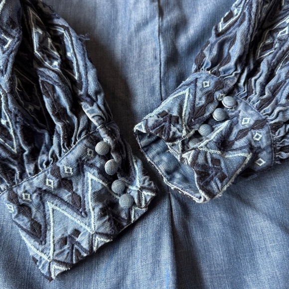 CHICOS POPOVER TOP TENCEL EMBROIDERED SLEEVES CHAMBRAY BOHO CHIC FESTIVAL 8/10 - Picture 10 of 11